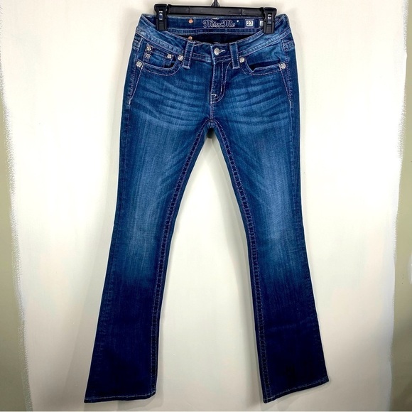 Miss Me Beaded Sequin Signature Boot Cut Dark Wash Denim Full Length Jeans 27 - Picture 1 of 5